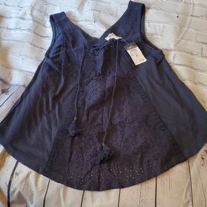 ⚘️2 For $10 Item⚘️ Clover & Scout Lace & Eyelet Detail Sleeveless Top